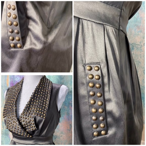 📌twenty one Eye-Catcher Deep V-Neckline Mini Dress - Picture 3 of 8